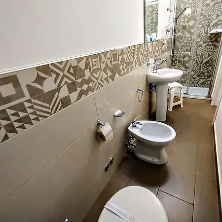 Suleima Centro Oda ve Kahvaltı