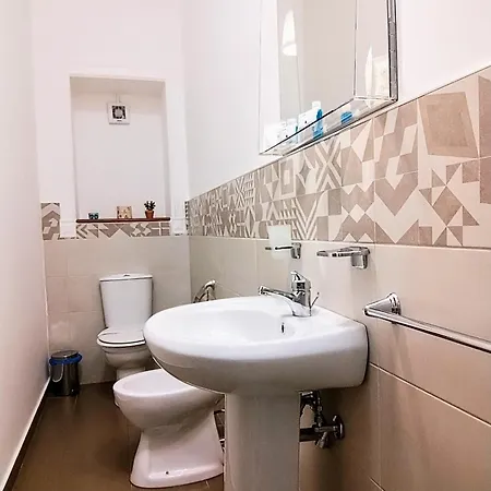 Suleima Centro לינה וארוחת בוקר 3*