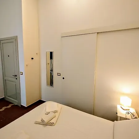 לינה וארוחת בוקר Suleima Centro